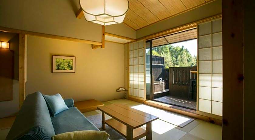 Tsutaya Tokinoyado Kazari