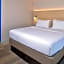 Holiday Inn Express Hotel & Suites Cincinnati - Mason