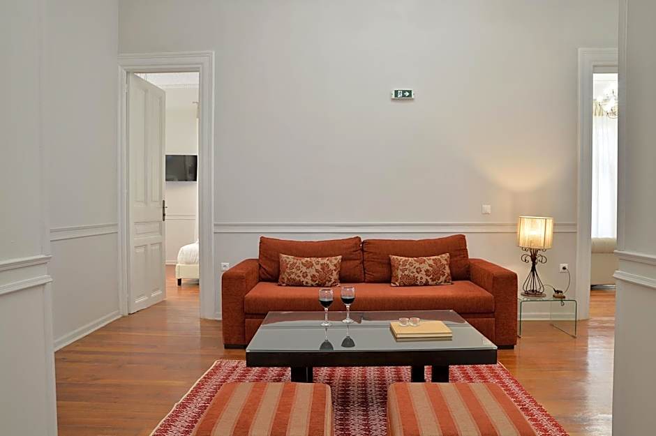 1900 ATHENIAN HOUSE