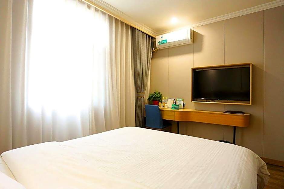 GreenTree Inn Zaozhuang Taishan Road Shituanxiao Express Hotel