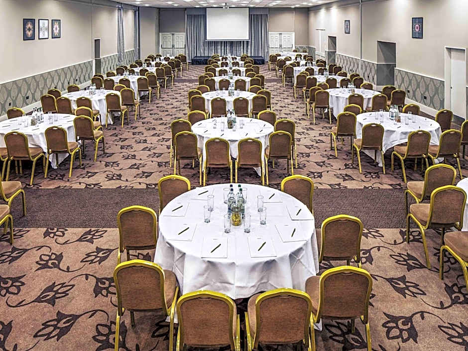 Mercure Maidstone Great Danes Hotel