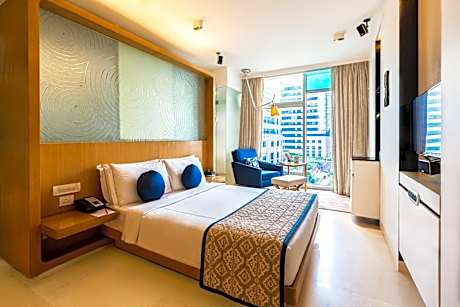 Superior Room City View Queen Bed