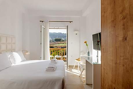 Summer is On Room for 2