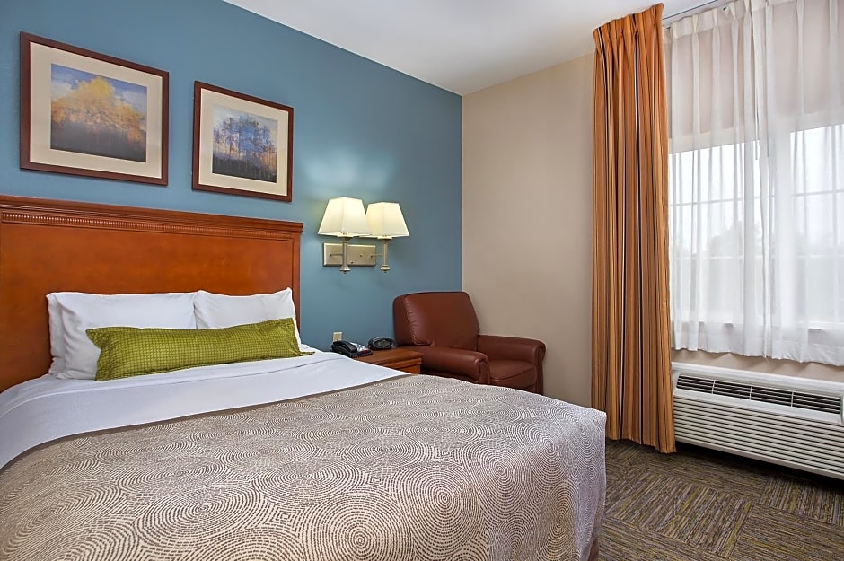 Candlewood Suites Tuscaloosa, an IHG Hotel