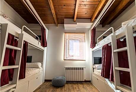 Single Bed in 4-Bed Dormitory Room