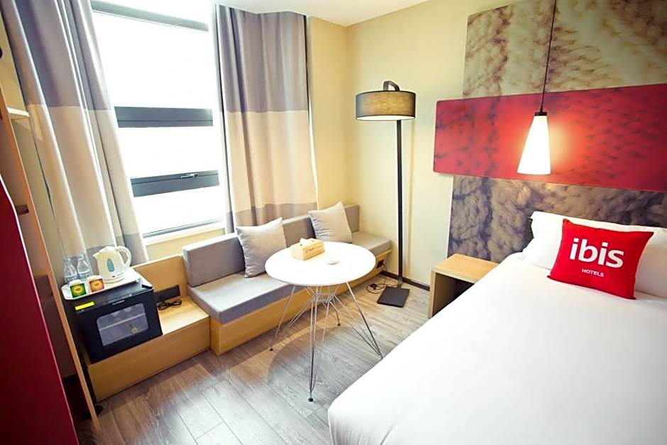 Ibis Xuzhou East Huaihai Road Hotel
