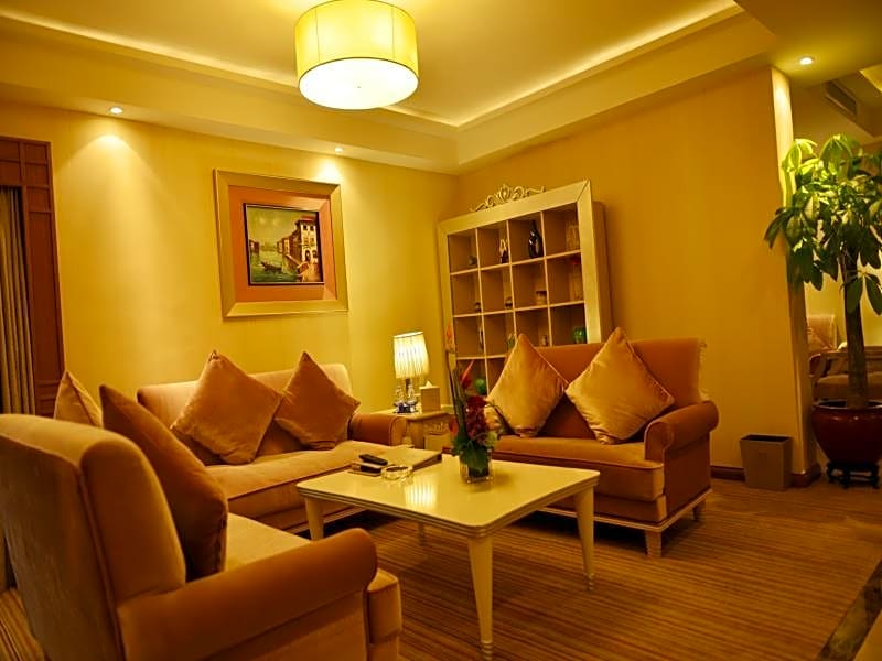 Vili International Hotel