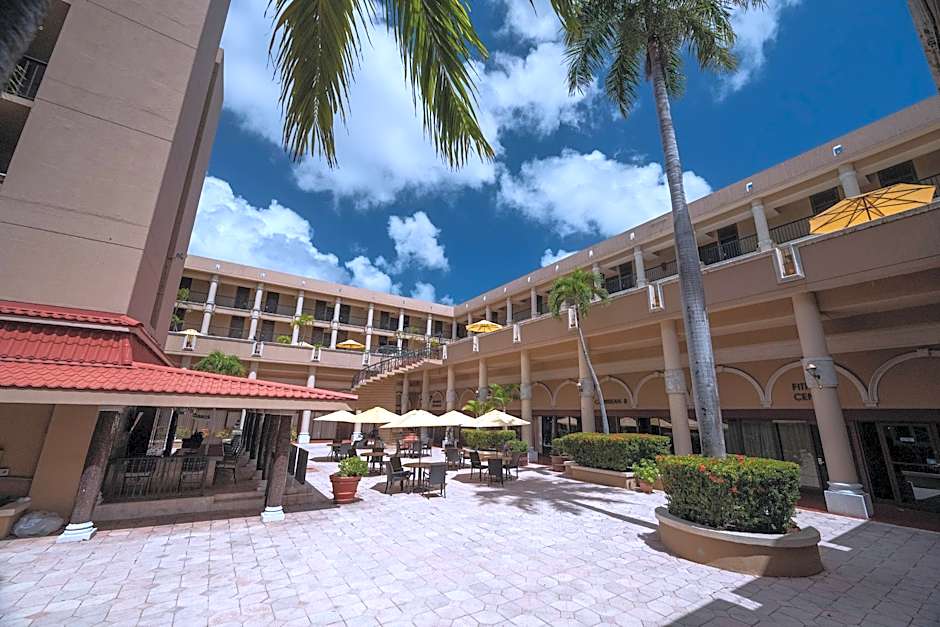 Windward Passage Hotel
