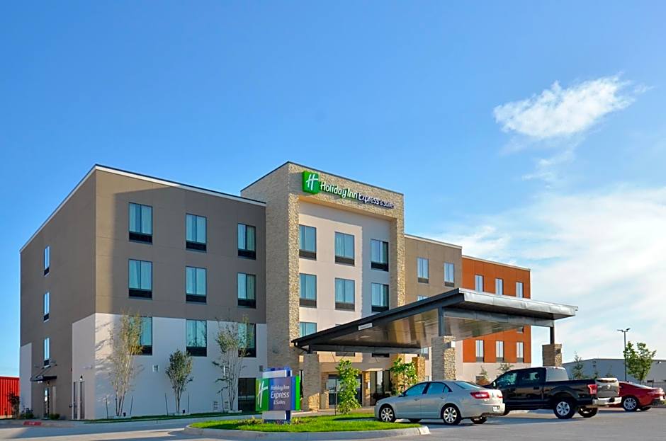 Holiday Inn Express & Suites Oklahoma City Mid - Arpt Area By IHG