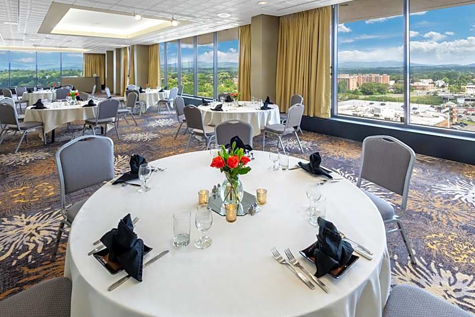 Holiday Inn Hotel And Suites Pittsfield-Berkshires By IHG