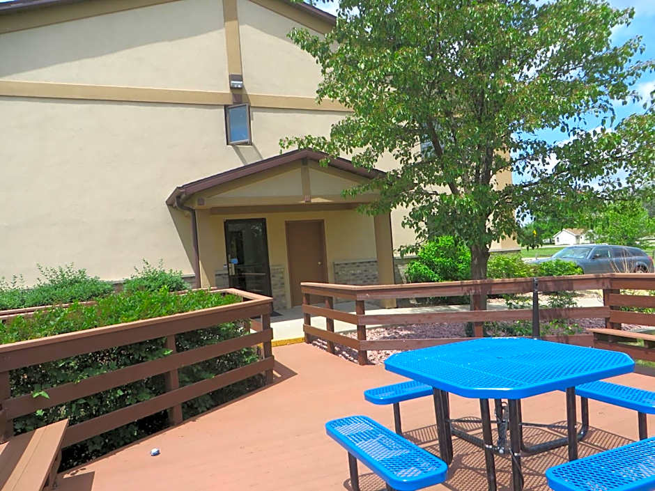 Super 8 by Wyndham Centerville