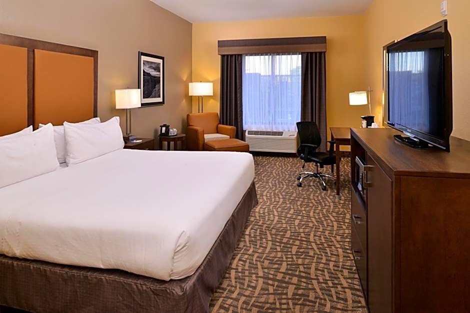 Holiday Inn Express & Suites Page Lake Powell Area By IHG