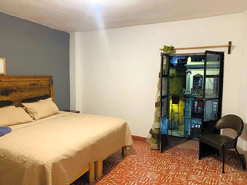 Hotel Osaenzz