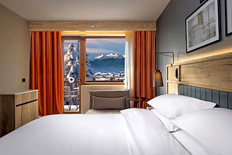 Deluxe King Room with Sofa