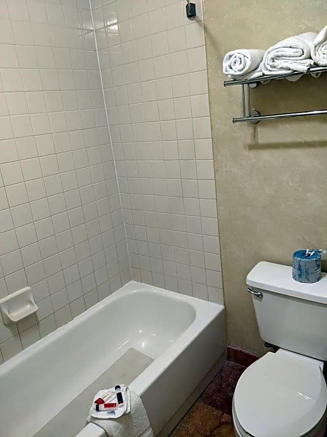 Days Inn by Wyndham Bullhead City
