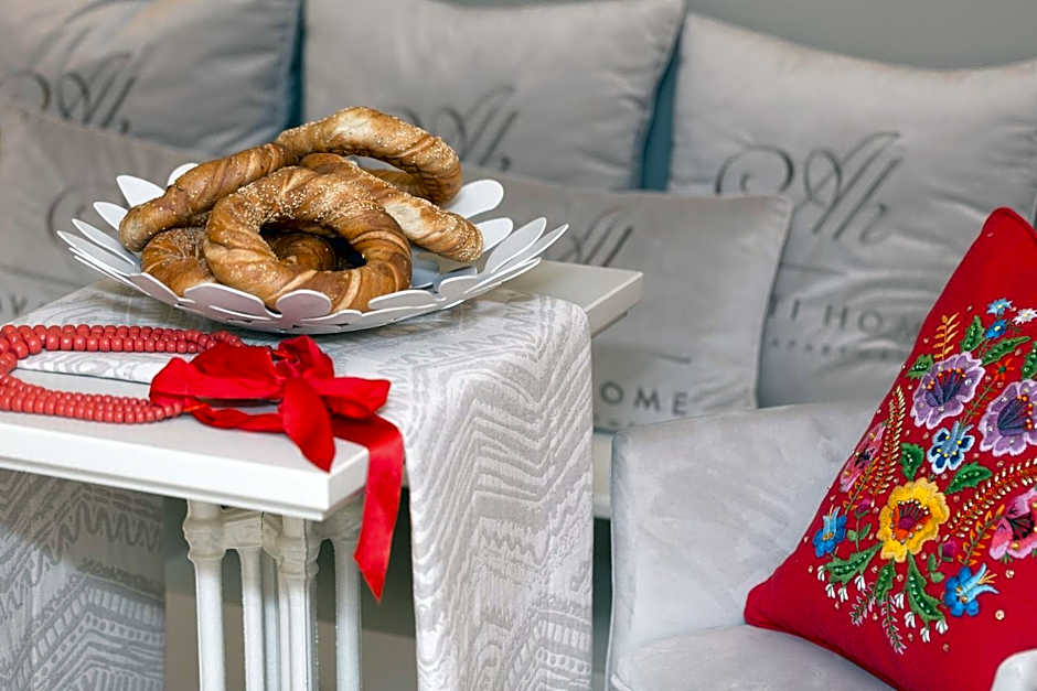 AVANTI Home
