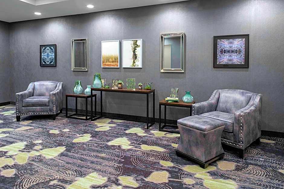 Homewood Suites by Hilton Lansing Eastwood