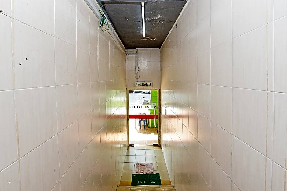 OYO 89656 Melati Hotel Nilai