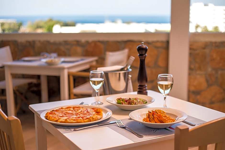 Lindos White Hotel & Suites