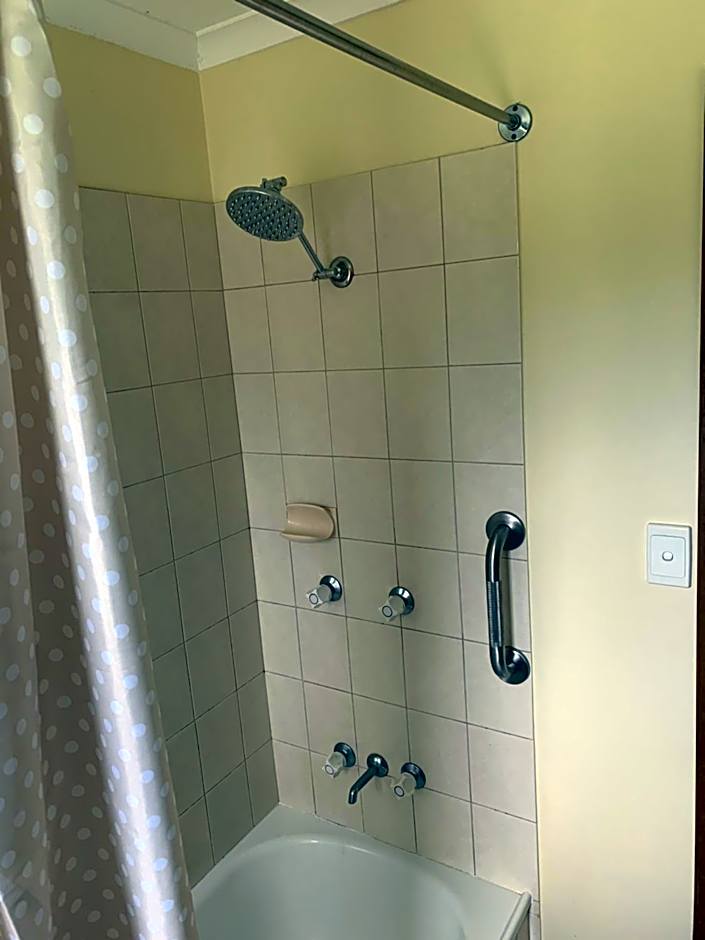 Montville Holiday Apartments