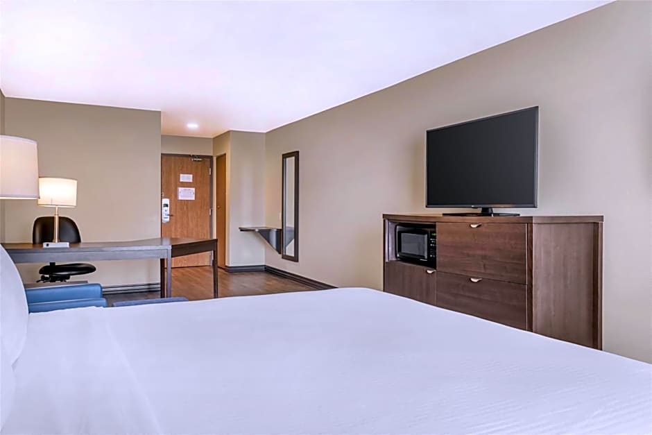 Best Western Plus Saint John Hotel & Suites