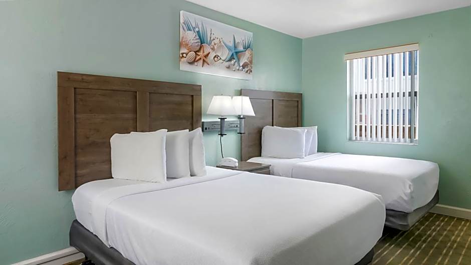 Ocean Court Beachfront Hotel