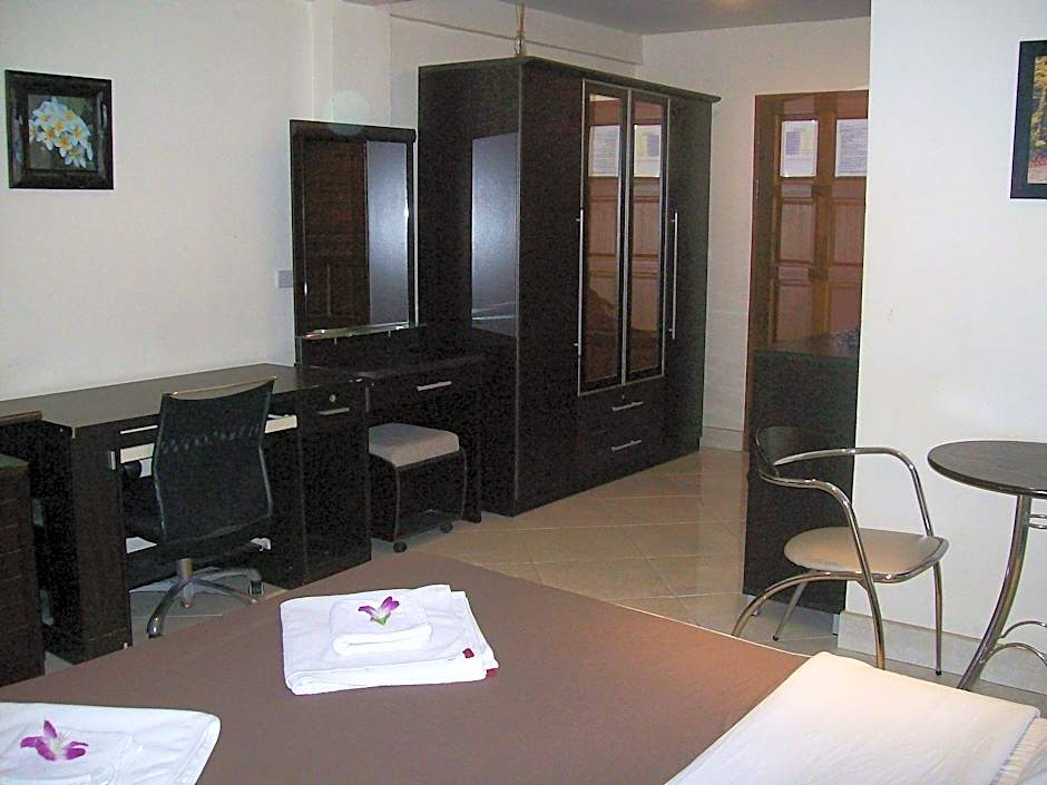Chaiyapoon Inn