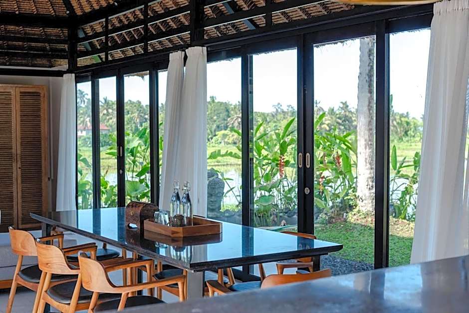 Suga Estate - Rice Field View Villas