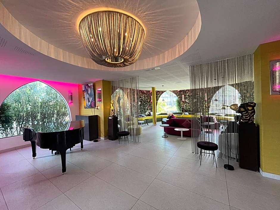 Oz'inn Hotel & Spa