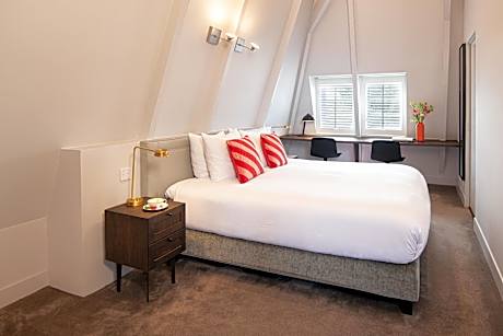 Grand Deluxe Double Room