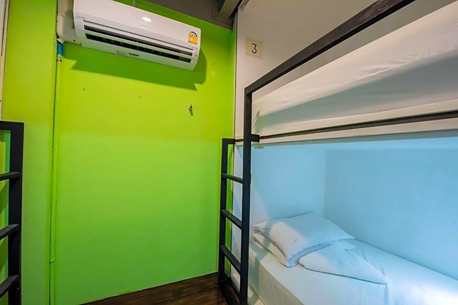 Elixir Hostel Bangkok