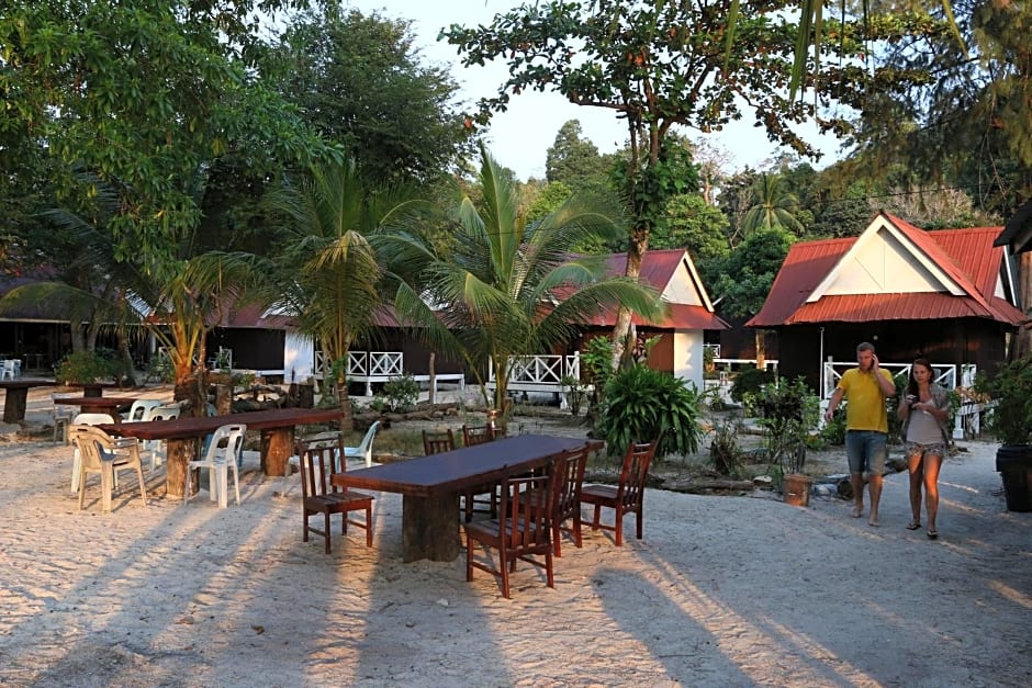 The Barat Perhentian