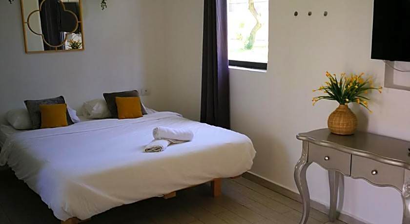 Q Village Hotel - Poleg Beach