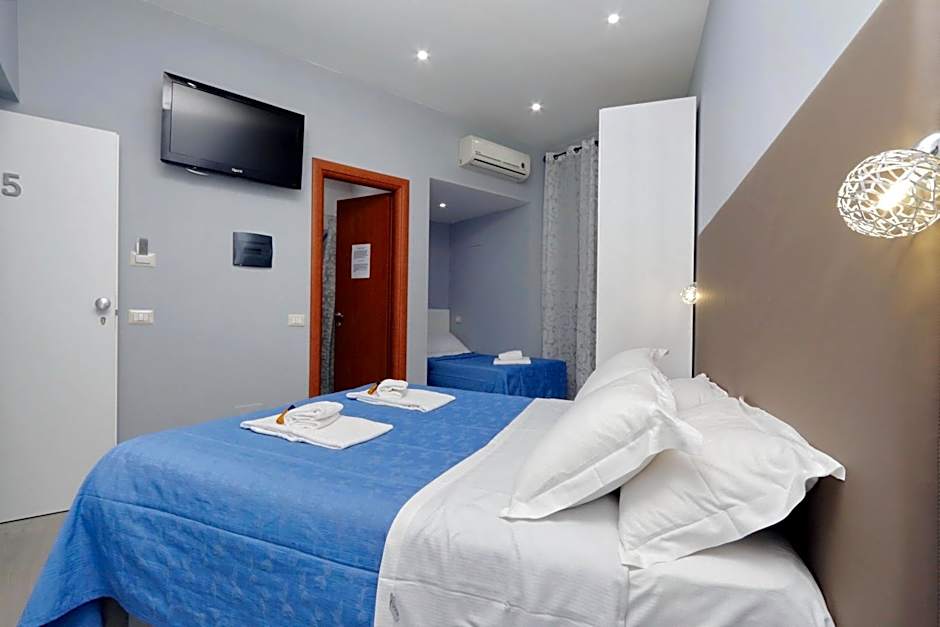 Domus Domas & Boutique - Golden Keys Collection