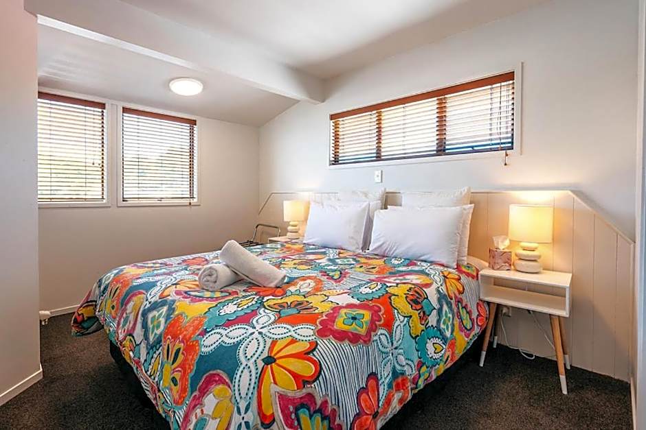 Onetangi Beach Apartments