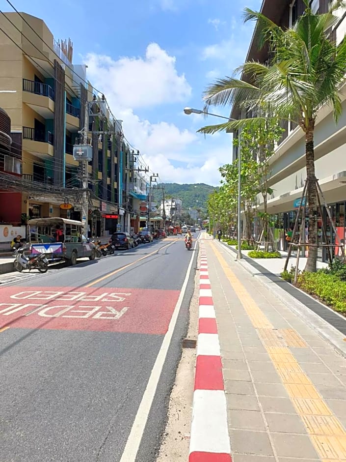 Hunwa Guesthouse Kata