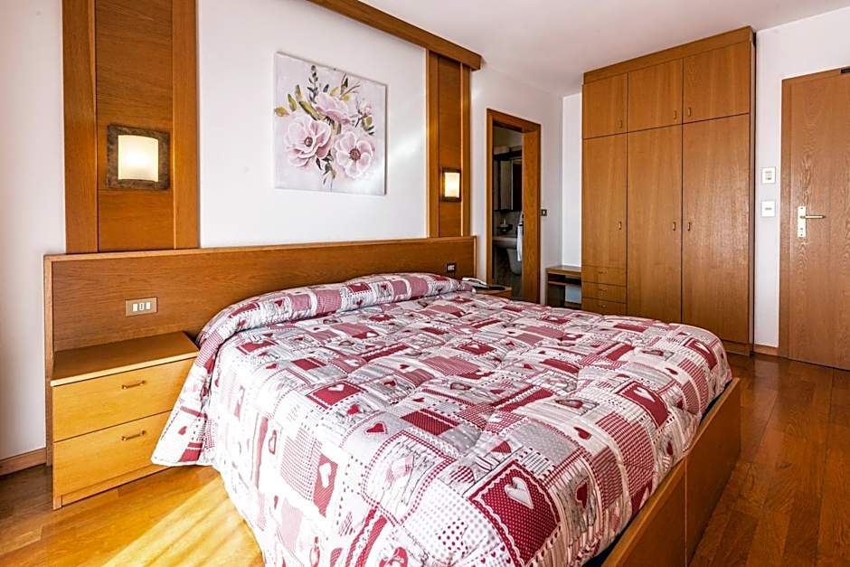 Albergo Bucaneve