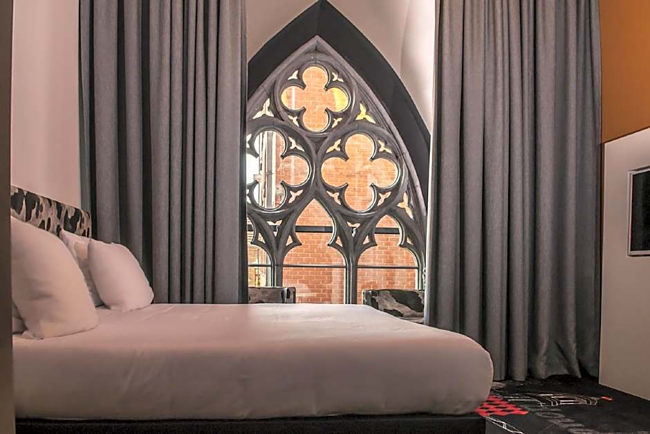 Martin's Dream Hotel