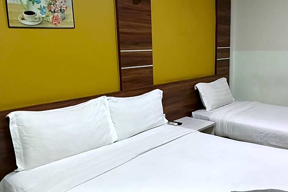 Golden Night Hotel