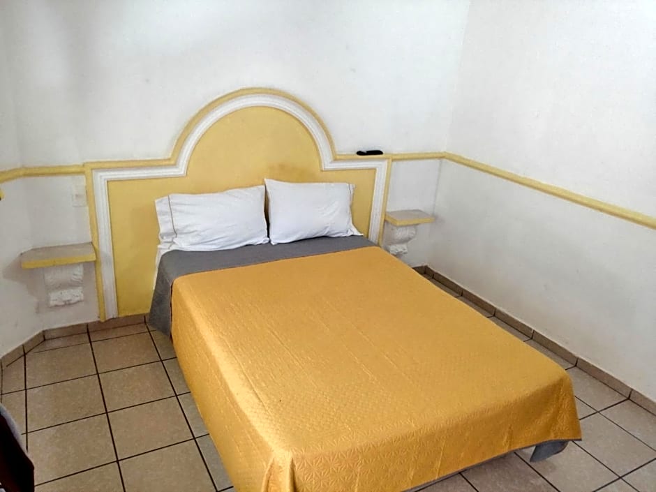 Hotel Kiko