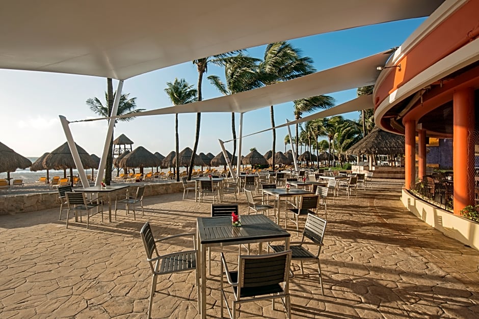 Iberostar Waves Quetzal All Inclusive