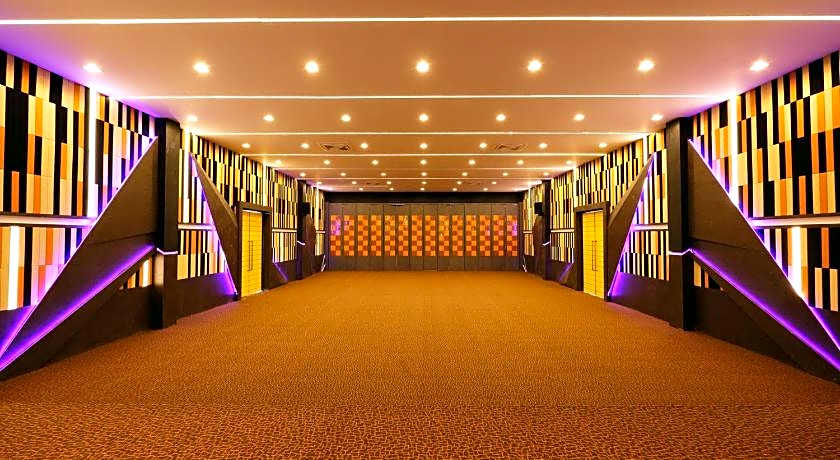 Play Phala Beach Rayong