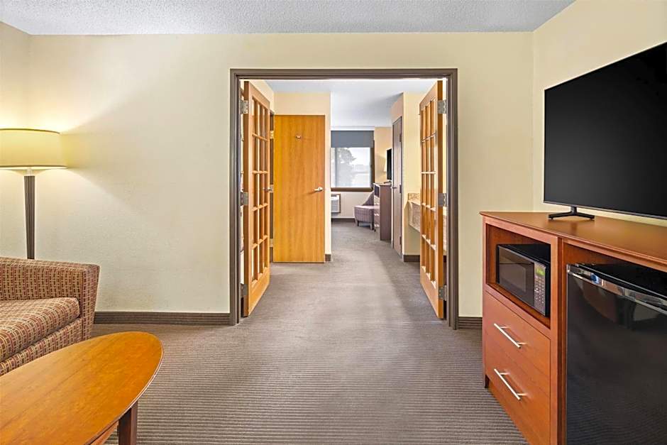 AmericInn by Wyndham Bismarck