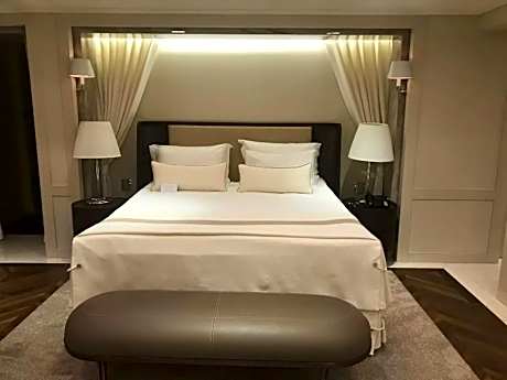 Loft Suites with Terrace