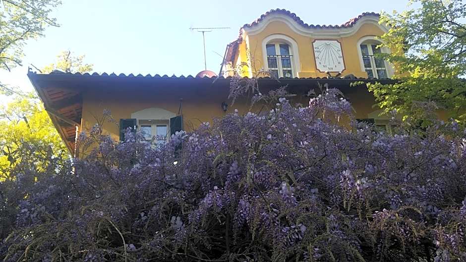 Villa Mirano Bed & Breakfast