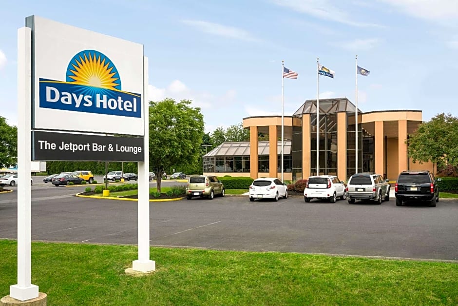 Days Hotel by Wyndham Allentown Airport / Lehigh Valley