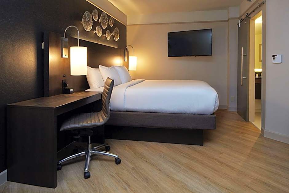 Embassy Suites By Hilton Hotel Atlanta-Galleria