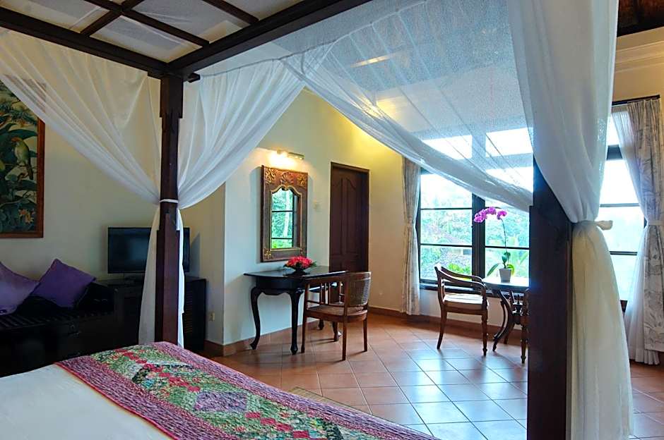 Cempaka Belimbing Villa