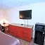 Travelodge by Wyndham Macon West