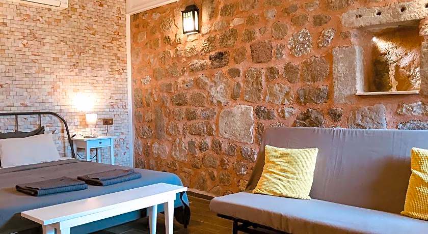 Attalos Suites Hotel